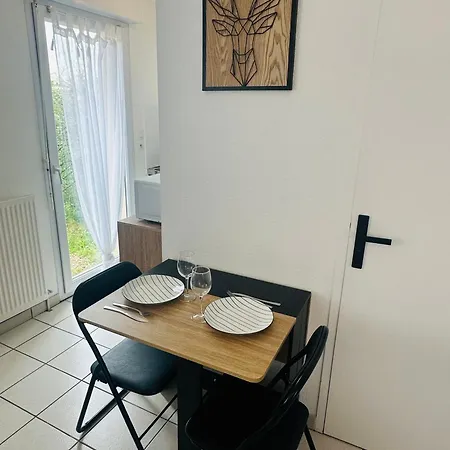 Lumineux & Cosy, 3 Min Du Futuroscope Apartament *